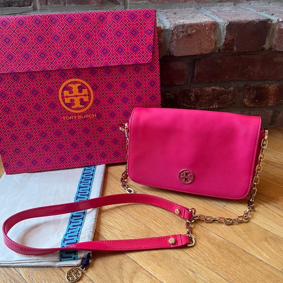 Tory Burch Handbags - Tory Burch Pink Saffiano Robinson Chain Mini Crossbody Bag